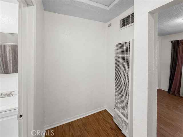 Detail Gallery Image 13 of 37 For 2025 Gray St, Oroville,  CA 95965 - 2 Beds | 2 Baths