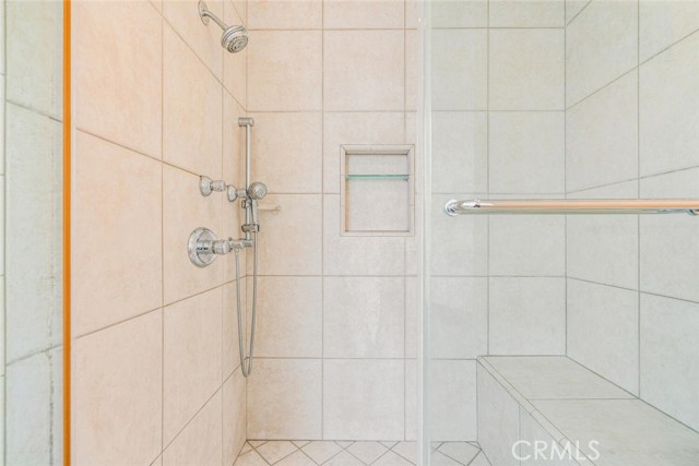 221 17th, Manhattan Beach, California 90266, 5 Bedrooms Bedrooms, ,6 BathroomsBathrooms,Residential,For Sale,17th,SR26091960