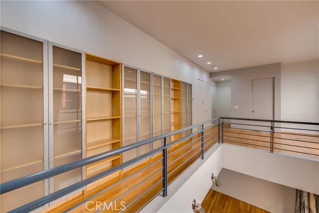 143 Union Jack Mall, Marina del Rey CA: https://media.crmls.org/medias/91b63082-496c-421b-b7d0-7488032faaeb.jpg