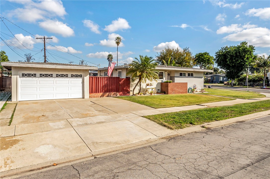 Detail Gallery Image 1 of 1 For 13859 Light St, Whittier,  CA 90605 - 3 Beds | 1 Baths