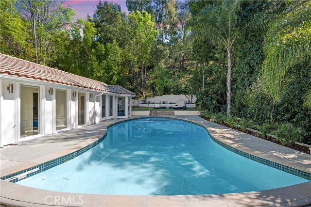 Detail Gallery Image 46 of 64 For 16221 Elisa Pl, Encino,  CA 91436 - 5 Beds | 5/1 Baths