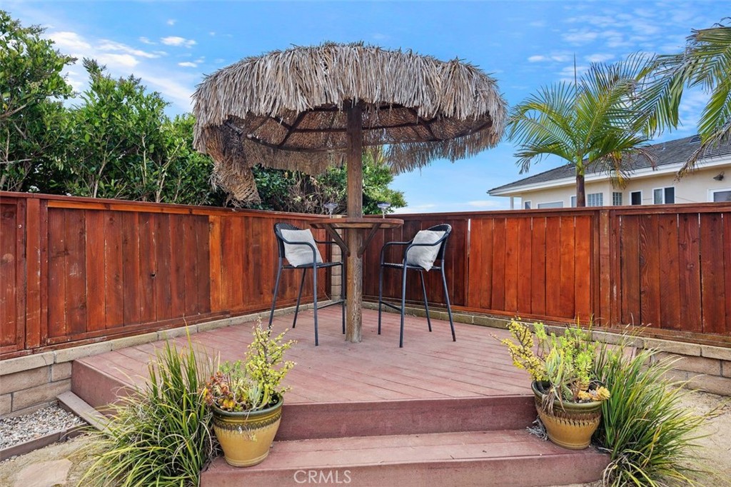 MLS #OC25101068 img 35