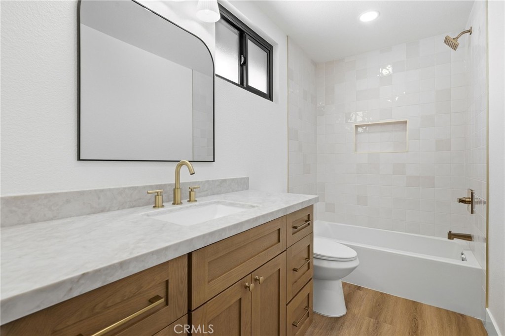MLS #OC26076476 image #31