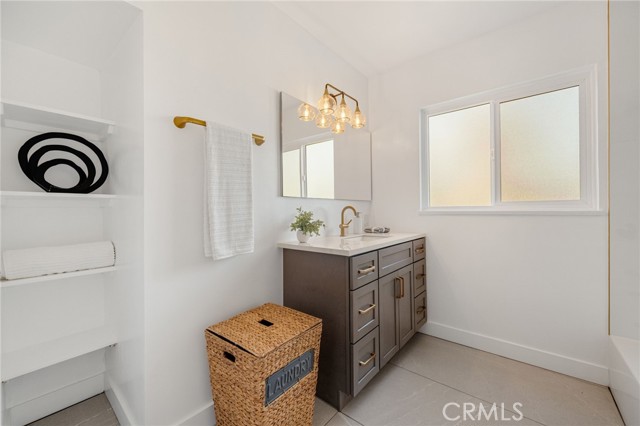 Detail Gallery Image 20 of 28 For 2306 Carfax, Long Beach,  CA 90815 - 3 Beds | 2 Baths