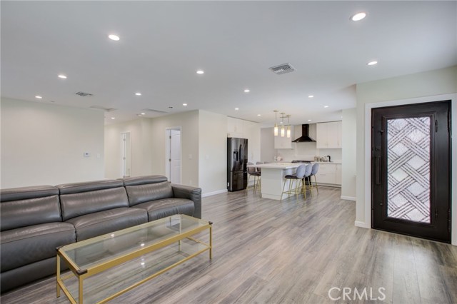 6212 Cleon Avenue, North Hollywood, CA, 91606 6212 Cleon Avenue, North Hollywood, CA, 91606