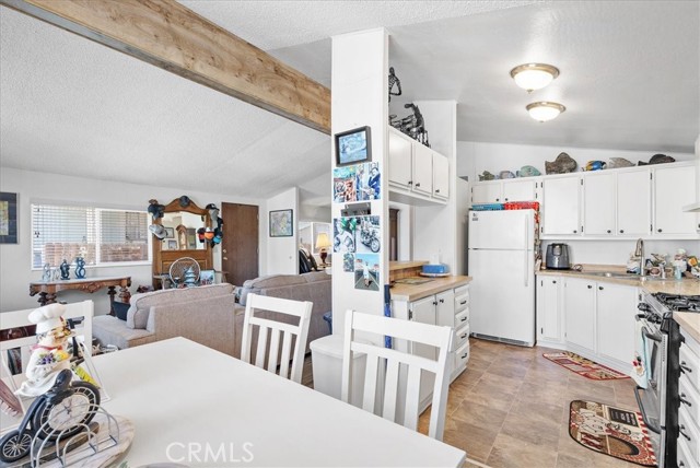 1701 Los Osos Valley Road, Los Osos CA: https://media.crmls.org/medias/91bb8208-97e8-4b18-81e5-eaa2ea756c15.jpg