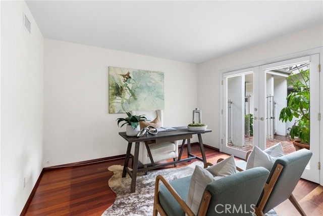11071 Coronel, North Tustin CA: https://media.crmls.org/medias/91bd1f00-70ca-4de8-83d0-a33f8e9cfda8.jpg