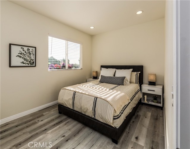 6051 Summerdale Drive, Huntington Beach CA: https://media.crmls.org/medias/91bd5ad1-8716-41ef-a8b7-01299cba91f3.jpg