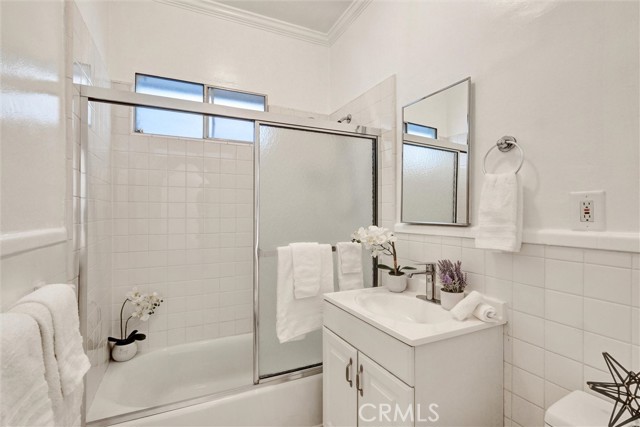 Detail Gallery Image 21 of 28 For 124 S Elm Dr #5,  Beverly Hills,  CA 90212 - 1 Beds | 1 Baths