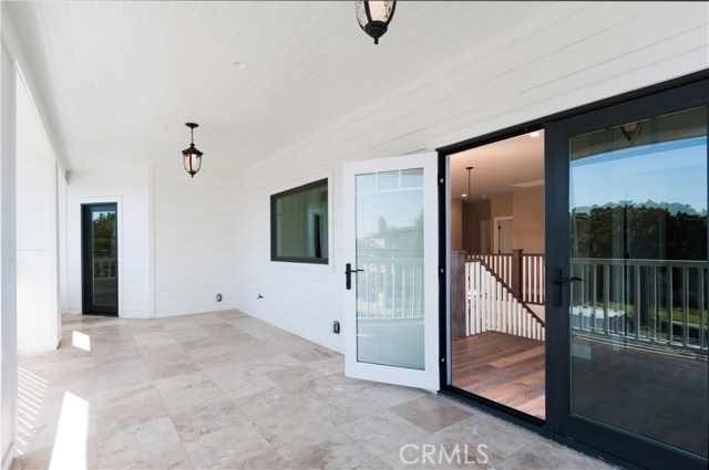 1401 Lynngrove Drive, Manhattan Beach, California 90266, 5 Bedrooms Bedrooms, ,5 BathroomsBathrooms,Residential,Sold,Lynngrove,SB17035435