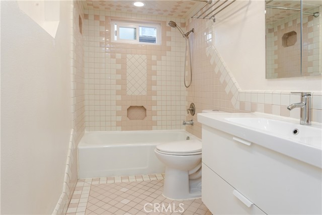 12835 10th Street, Chino CA: https://media.crmls.org/medias/91bf1009-d61e-4824-8389-00014c998ec8.jpg