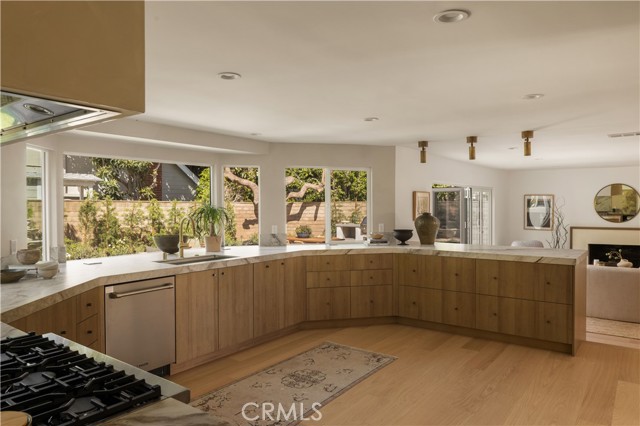 4 Bed Home for Sale in Costa Mesa, California