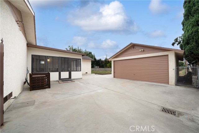 Detail Gallery Image 23 of 33 For 12566 Dolan Ave, Downey,  CA 90242 - 3 Beds | 2 Baths