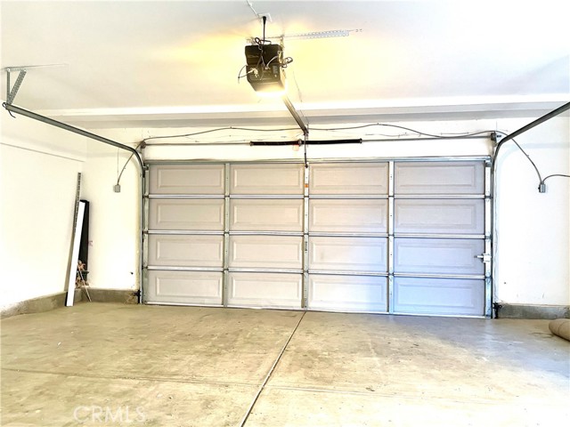 13118 Cerritos Court, Hesperia, California 92344, 5 Bedrooms Bedrooms, ,3 BathroomsBathrooms,Residential,For Sale,13118 Cerritos Court,CRHD25045883
