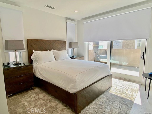 Detail Gallery Image 21 of 26 For 203 Sapphire Ave, Newport Beach,  CA 92662 - 3 Beds | 3/1 Baths