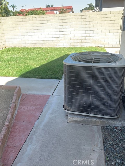 Detail Gallery Image 21 of 25 For 183 S Barbara Way, Anaheim,  CA 92806 - 4 Beds | 2 Baths