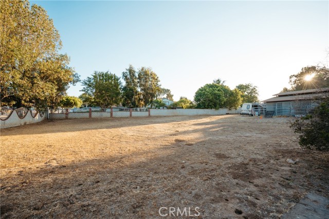 5266 Bluff Street, Norco CA: https://media.crmls.org/medias/91c29a0f-9494-4325-b34b-b229321d80c9.jpg