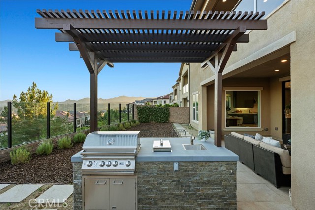 Detail Gallery Image 43 of 53 For 20526 W Deer Grass Ct, Porter Ranch,  CA 91326 - 5 Beds | 5/1 Baths