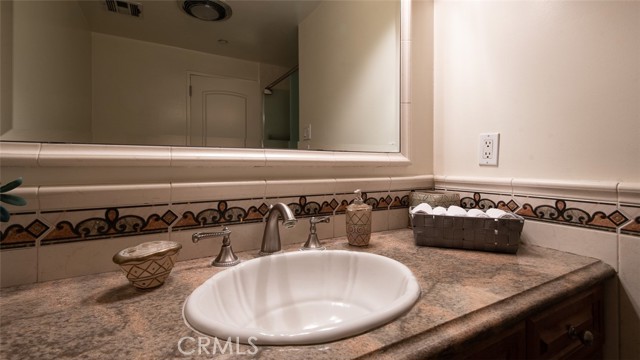 Detail Gallery Image 20 of 55 For 1155 N Brand Bld #1101,  Glendale,  CA 91202 - 3 Beds | 2 Baths