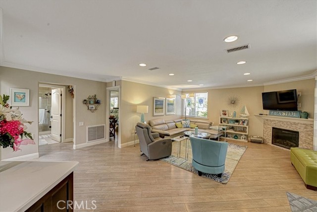 Detail Gallery Image 6 of 33 For 359 Avenida Castilla a,  Laguna Woods,  CA 92637 - 2 Beds | 2 Baths