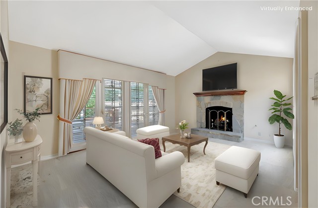 Detail Gallery Image 7 of 52 For 19371 Woodlands Dr, Huntington Beach,  CA 92648 - 3 Beds | 2/1 Baths