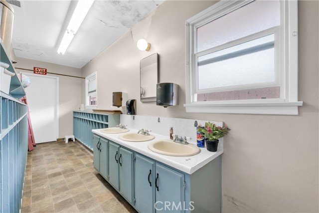 Detail Gallery Image 44 of 58 For 412 N San Gabriel, Azusa,  CA 91702 - – Beds | – Baths