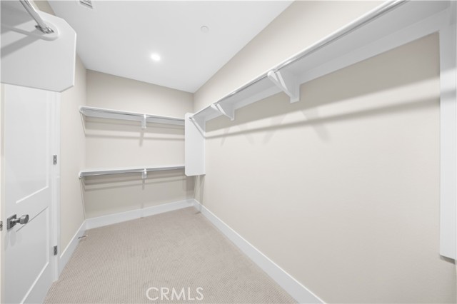 130 Mossvine, Irvine CA: https://media.crmls.org/medias/91c4073f-3a5b-4065-ada2-9a5448f756bd.jpg
