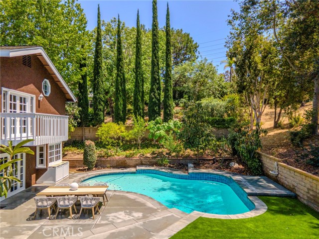 25551 El Capitan, Laguna Hills CA: https://media.crmls.org/medias/91c48fdc-50ec-461d-8453-c532a47a629a.jpg