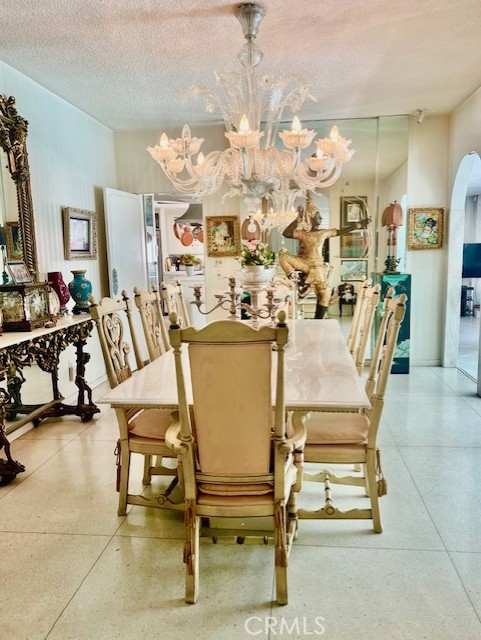 730 Santiago Avenue, Long Beach CA: https://media.crmls.org/medias/91c4b68f-b5df-4b8e-8921-cf266f8ceb29.jpg