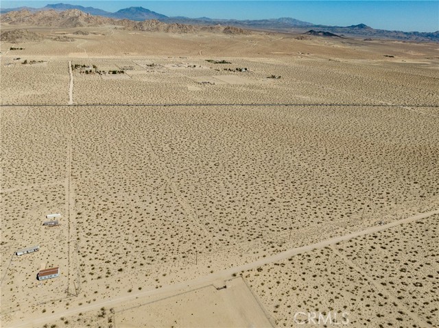 Detail Gallery Image 2 of 9 For 767 Foothill Rd, Lucerne Valley,  CA 92356 - – Beds | – Baths