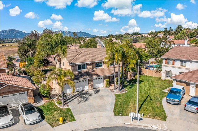 Detail Gallery Image 2 of 36 For 33429 Corte Figueroa, Temecula,  CA 92592 - 4 Beds | 2/1 Baths