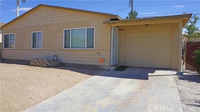 Detail Gallery Image 1 of 21 For 246 E Virginia Way, Barstow,  CA 92311 - 3 Beds | 1 Baths