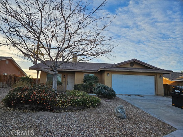 Detail Gallery Image 1 of 12 For 5154 Split Rock Avenue, Twentynine Palms,  CA 92277 - 3 Beds | 2 Baths