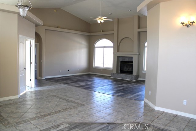 Detail Gallery Image 6 of 31 For 35824 Tumbleweed Cir, Yermo,  CA 92398 - 3 Beds | 2 Baths