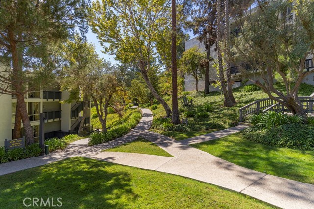 The Estates park like atmosphere offers garden path walks in a secure environment.