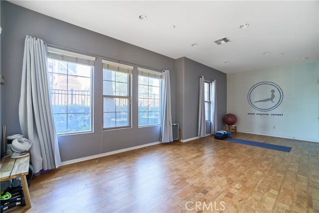 Detail Gallery Image 28 of 39 For 303 Market Ct, Fullerton,  CA 92832 - 3 Beds | 3 Baths