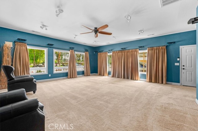 13715 E Nebraska Avenue, Kingsburg CA: https://media.crmls.org/medias/91c9fb5b-eb4d-4314-90e6-4edcd269655a.jpg