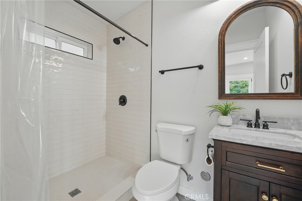 MLS #DW25230658 image #17