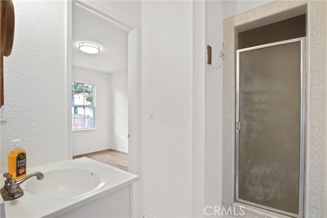 352 Granada Court, La Habra CA: https://media.crmls.org/medias/91caec04-9729-440b-b5eb-6c9f10cfc480.jpg