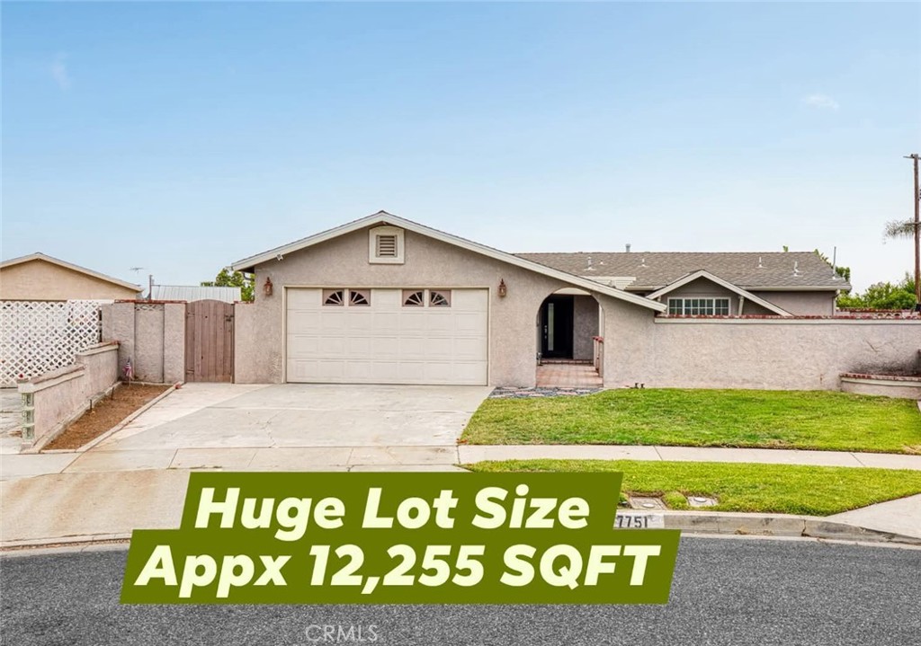 7751 La Mesa Way