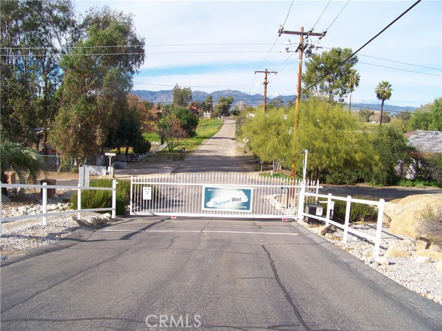 42540 Brix, Hemet CA: https://media.crmls.org/medias/91cb6765-aee9-42c3-b13a-9cec5fc598e0.jpg