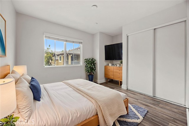 Detail Gallery Image 8 of 27 For 25860 Iris Ave a,  Moreno Valley,  CA 92551 - 2 Beds | 2 Baths