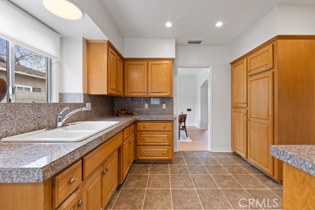 Detail Gallery Image 13 of 57 For 3552 Gaviota Avenue, Long Beach,  CA 90807 - 3 Beds | 1 Baths