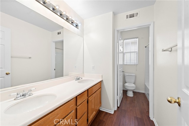 68 Kyle Court, Ladera Ranch CA: https://media.crmls.org/medias/91ccf259-2970-4942-bd6a-48429c2d02ae.jpg