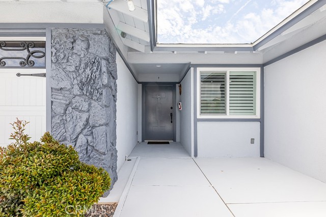 Detail Gallery Image 2 of 62 For 8972 Pebble Beach Cir, Westminster,  CA 92683 - 3 Beds | 3 Baths