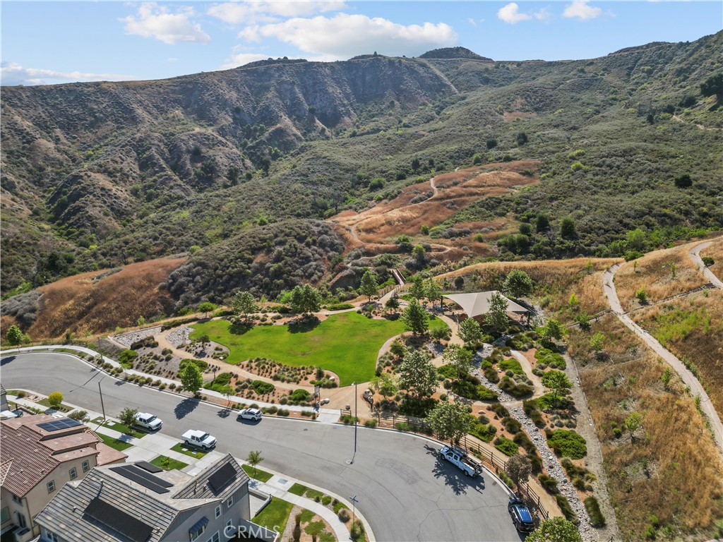 https://media.crmls.org/medias/91ce6d67-3df4-4b32-ab52-4d24a16a21ac.jpg?preset=X-Large