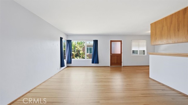 Detail Gallery Image 5 of 20 For 1020 E 2nd St #10,  Long Beach,  CA 90802 - 1 Beds | 1 Baths