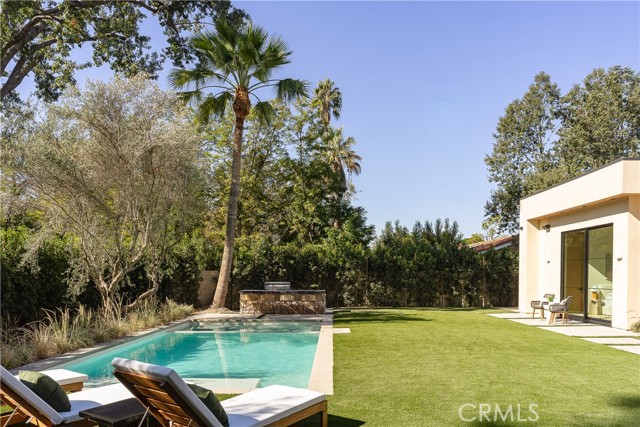 Detail Gallery Image 8 of 36 For 23340 Collins, Woodland Hills,  CA 91367 - 4 Beds | 4/1 Baths