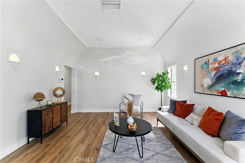 91Cf273B 00Cd 4012 B210 Faa78D2E4C1E 8118 San Miguel Avenue, South Gate, Ca 90280 &Lt;Span Style='BackgroundColor:transparent;Padding:0Px;'&Gt; &Lt;Small&Gt; &Lt;I&Gt; &Lt;/I&Gt; &Lt;/Small&Gt;&Lt;/Span&Gt;