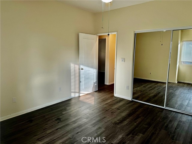 Detail Gallery Image 10 of 26 For 18930 Sherman Way #17,  Reseda,  CA 91335 - 4 Beds | 3 Baths